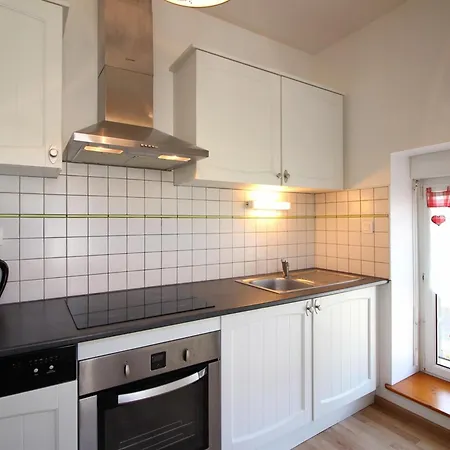 Apartment Bel T3 Avec Garage Prive, A 200m Du Centre Du Mont-dore, 6 Couchages, Animaux Acceptes - Fr-1-415-43 *